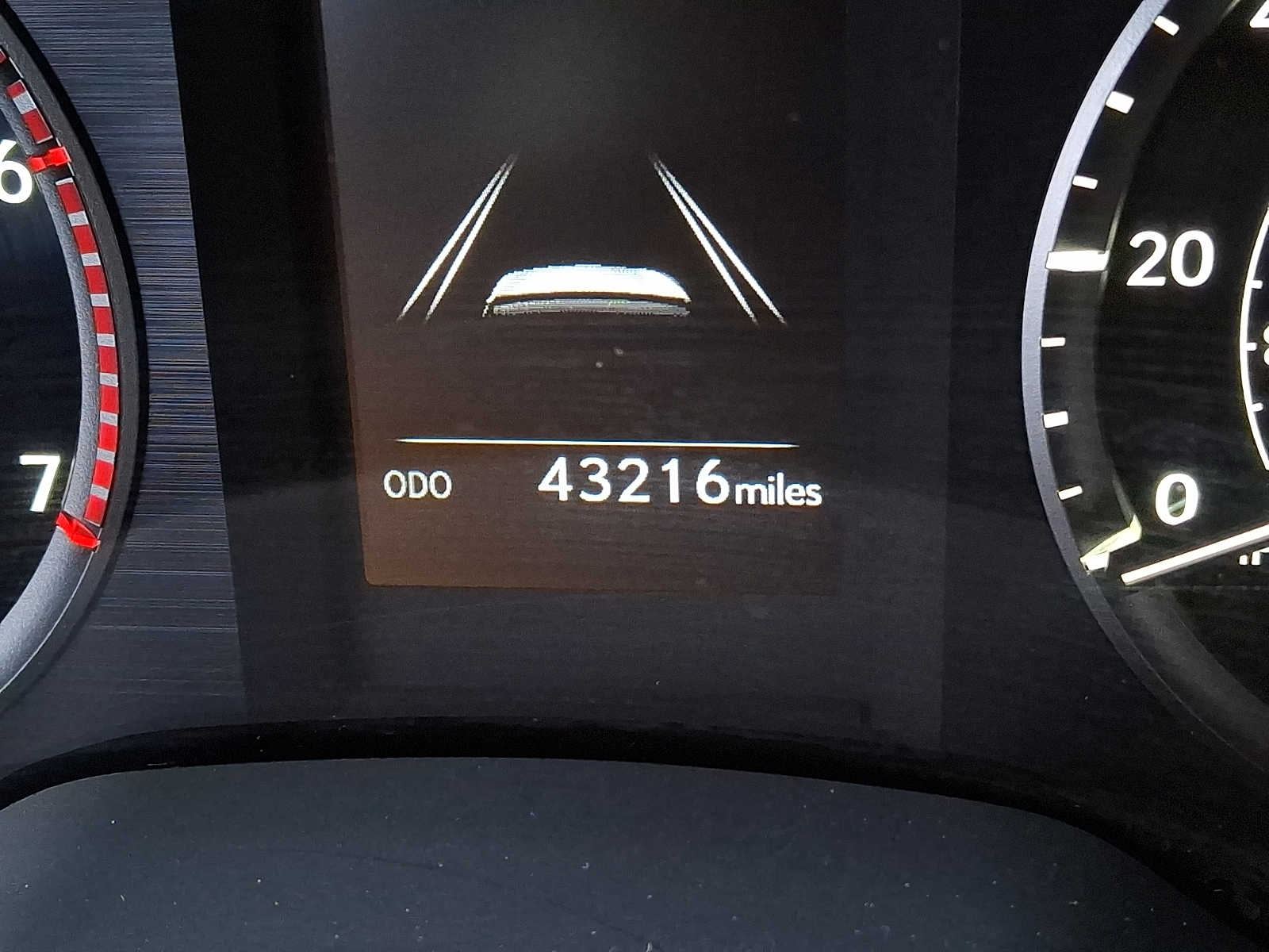 Thumbnail: 2023 Lexus GX - 18