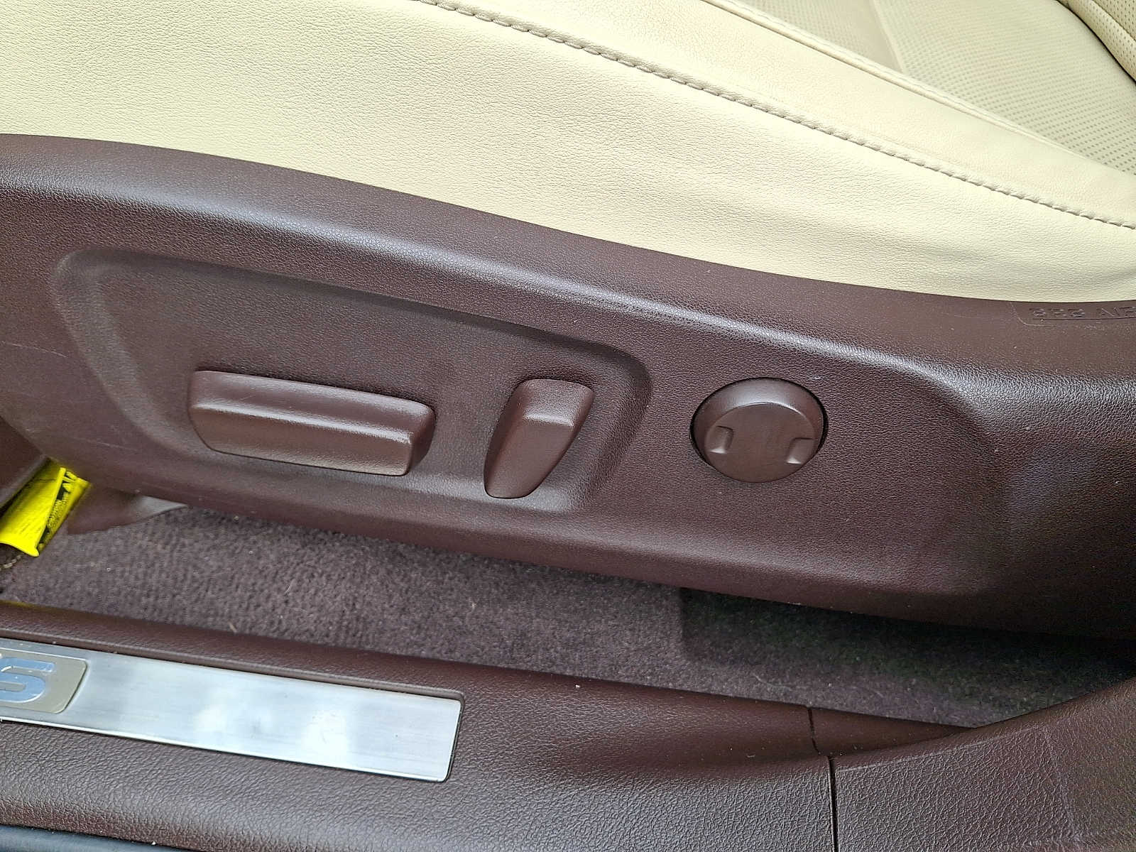 Thumbnail: 2020 Lexus RX - 12