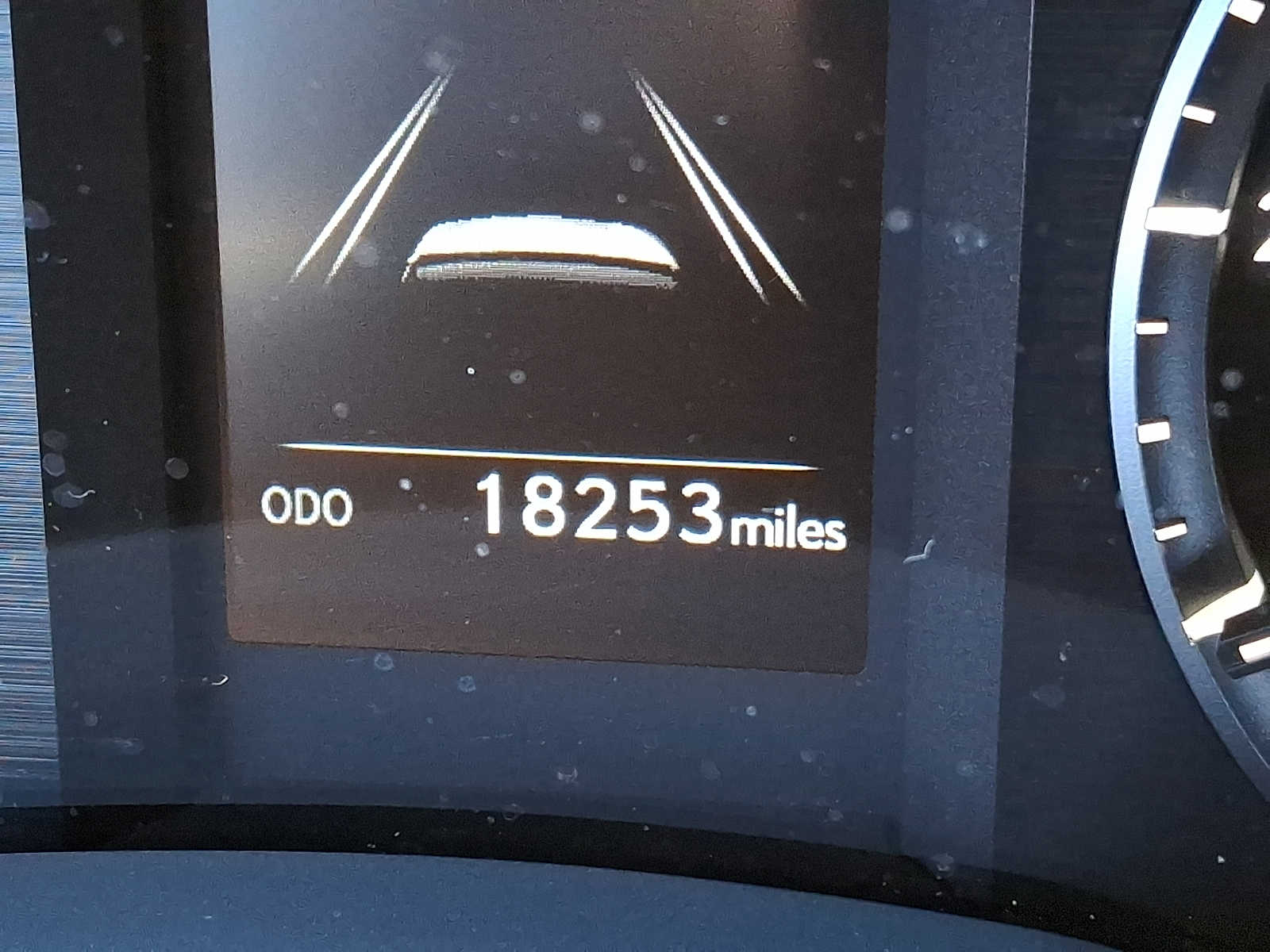 Thumbnail: 2023 Lexus GX - 18