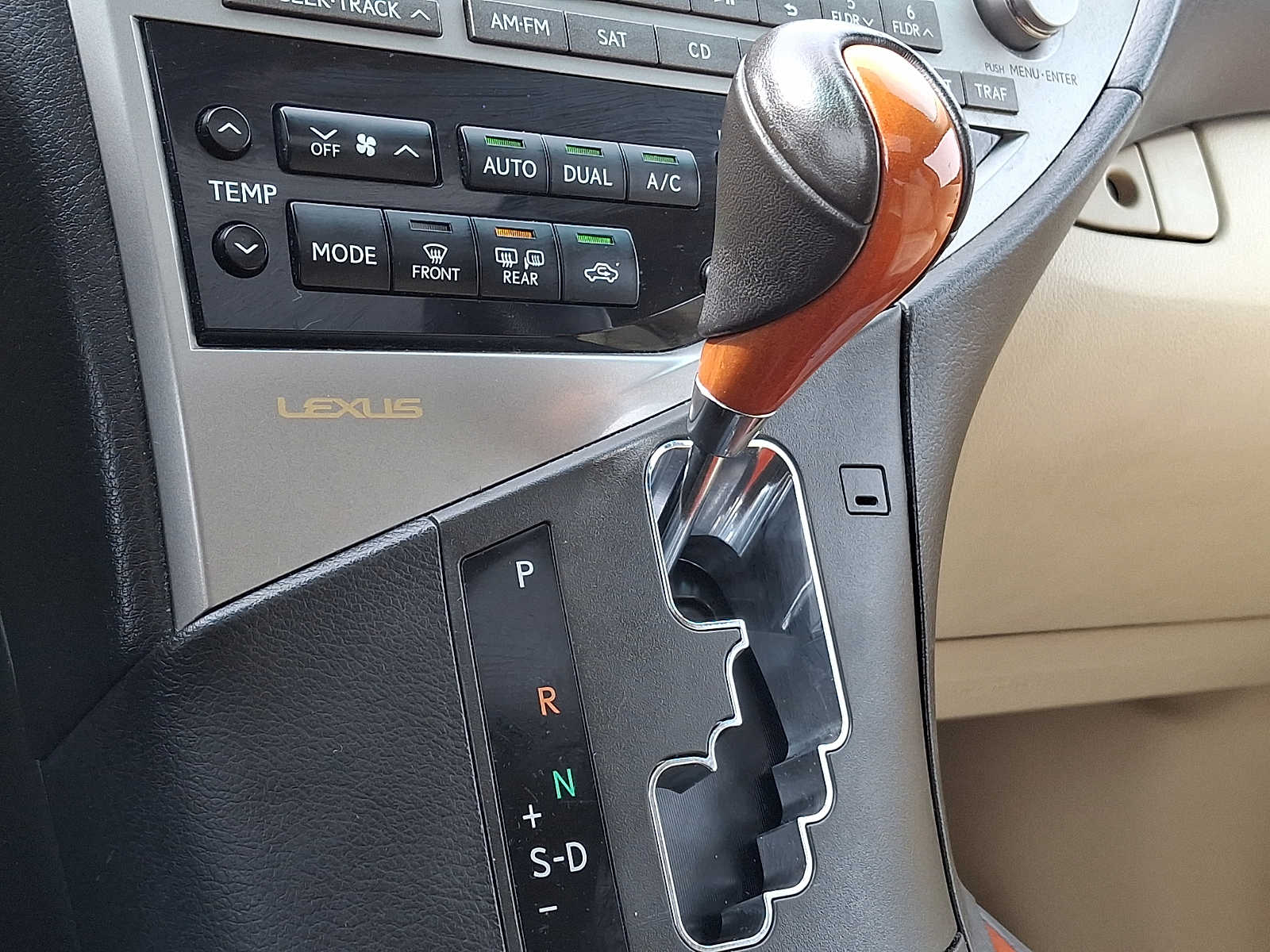 Thumbnail: 2010 Lexus RX - 13