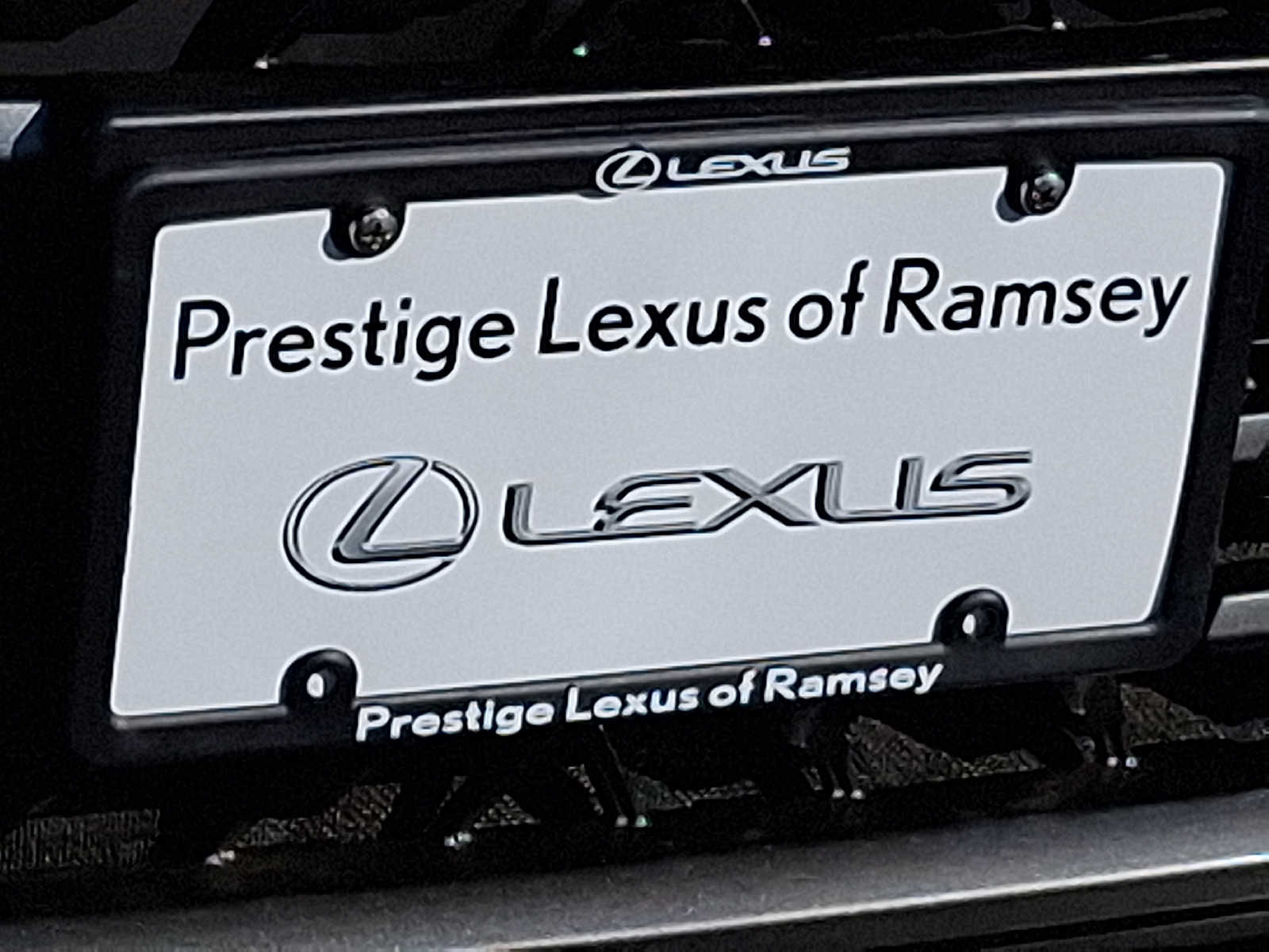 Thumbnail: 2018 Lexus ES - 30