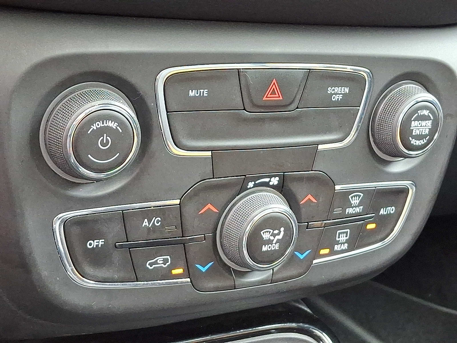 Thumbnail: 2019 Jeep Compass - 13