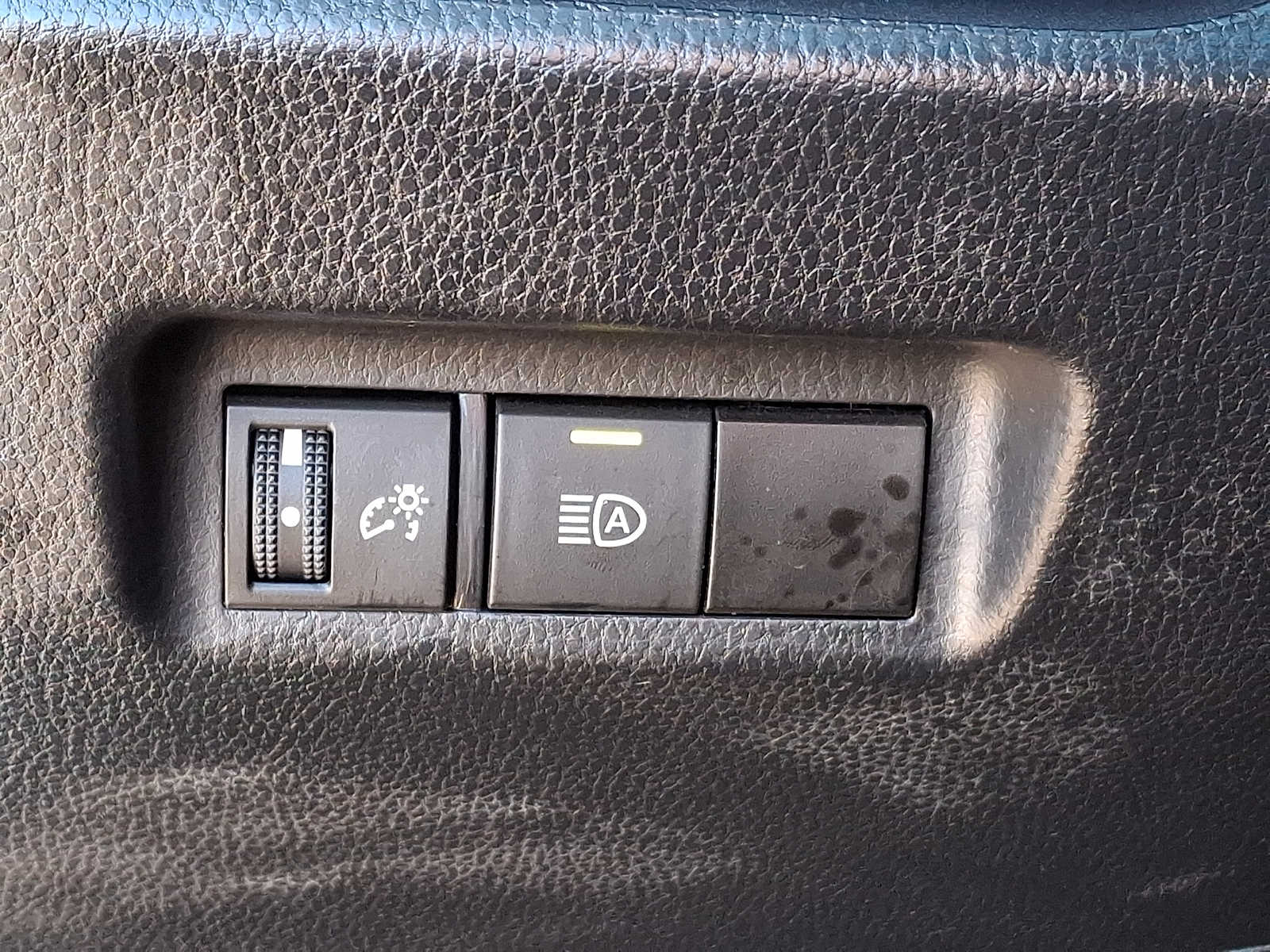 Thumbnail: 2025 Toyota RAV4 - 22