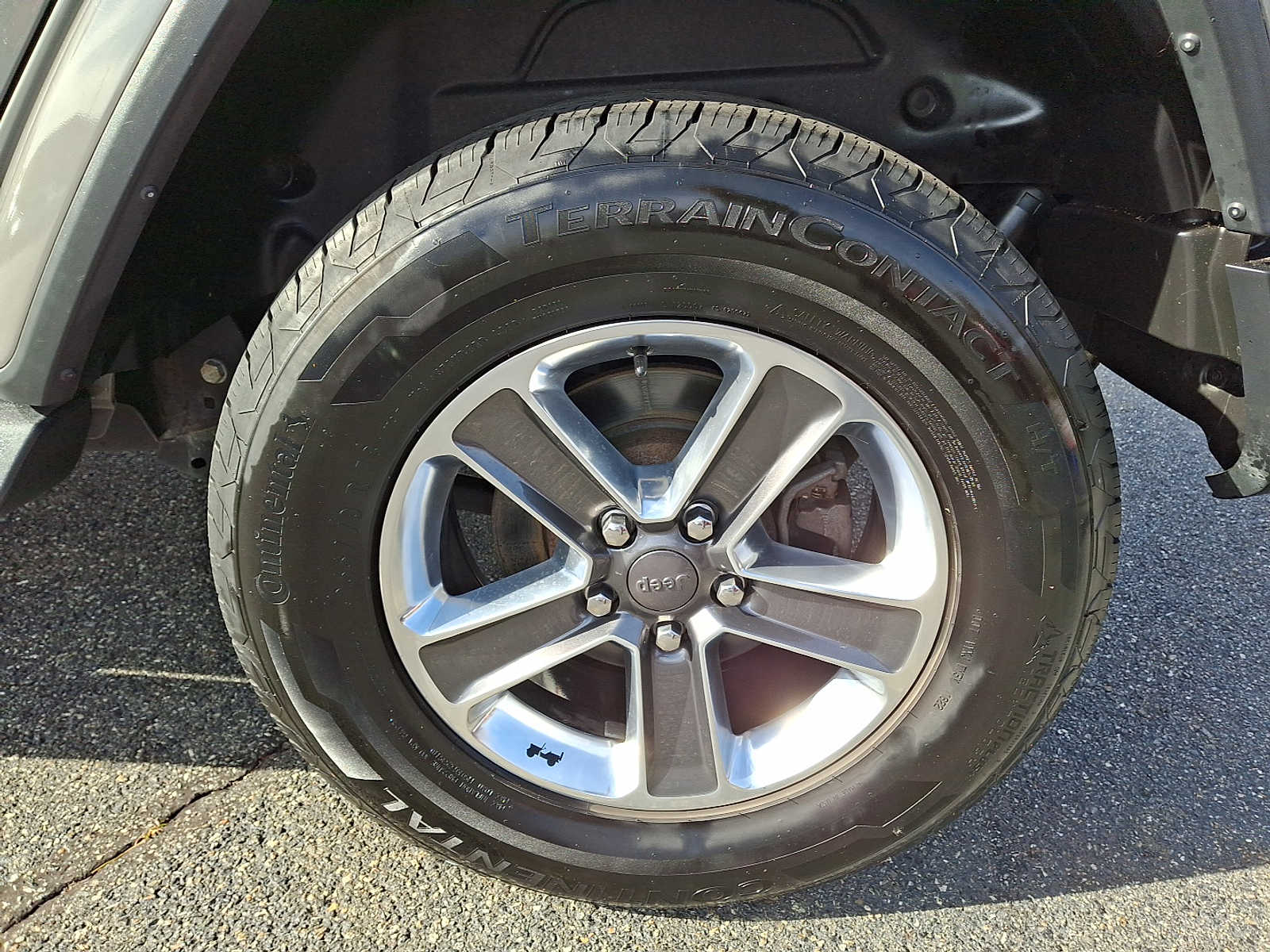 Thumbnail: 2018 Jeep Wrangler - 8