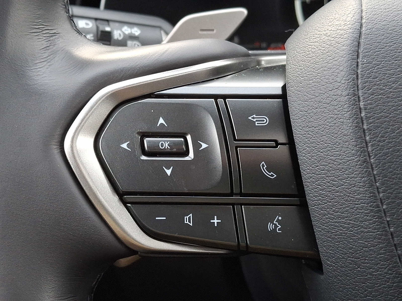 Thumbnail: 2025 Lexus TX - 19