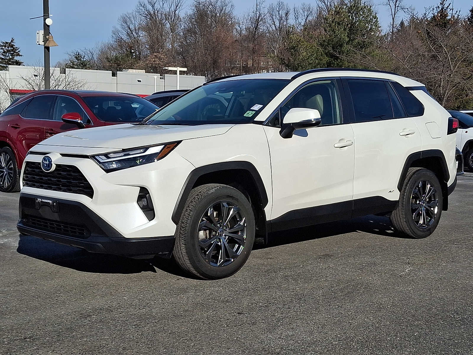 Thumbnail: 2022 Toyota RAV4 - 1