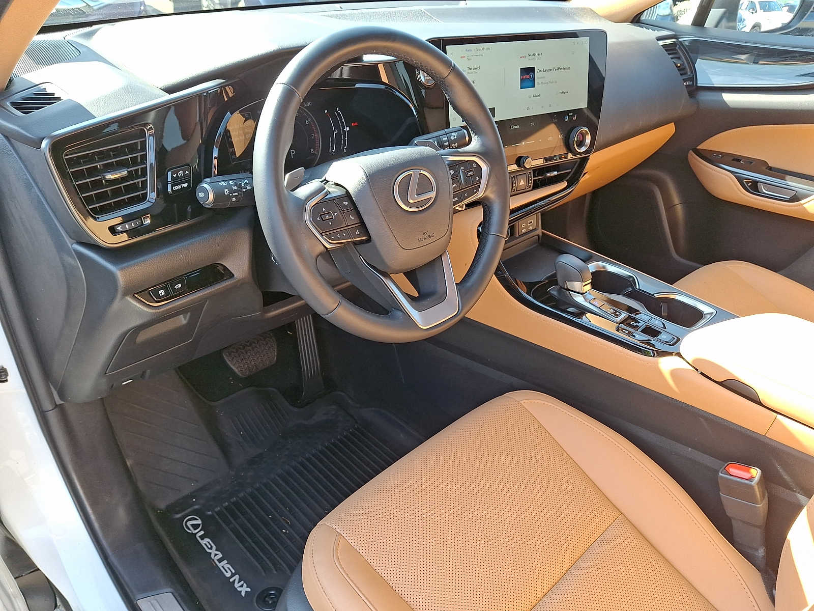 Thumbnail: 2024 Lexus ES - 9
