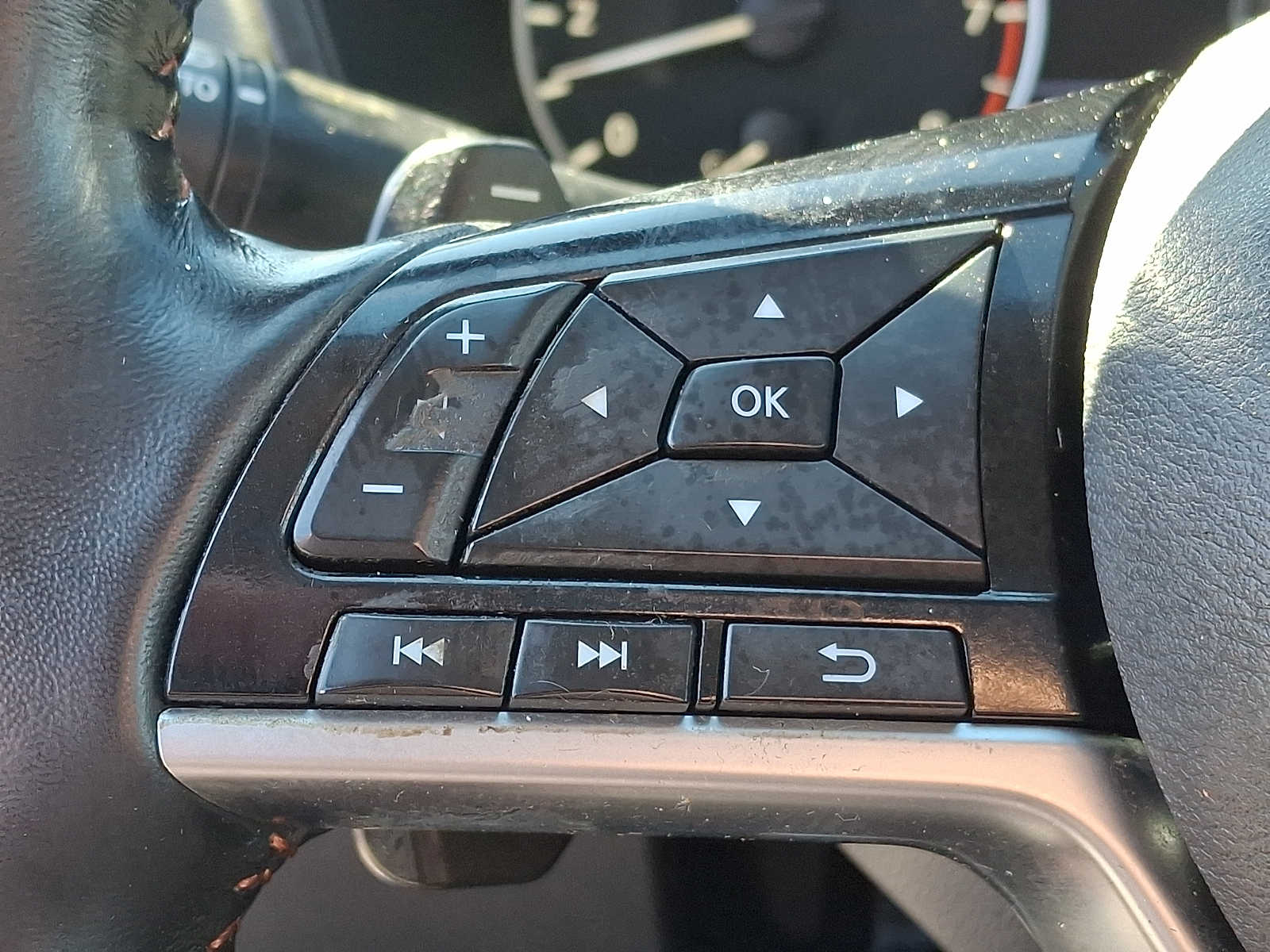 Thumbnail: 2020 Nissan Altima - 19