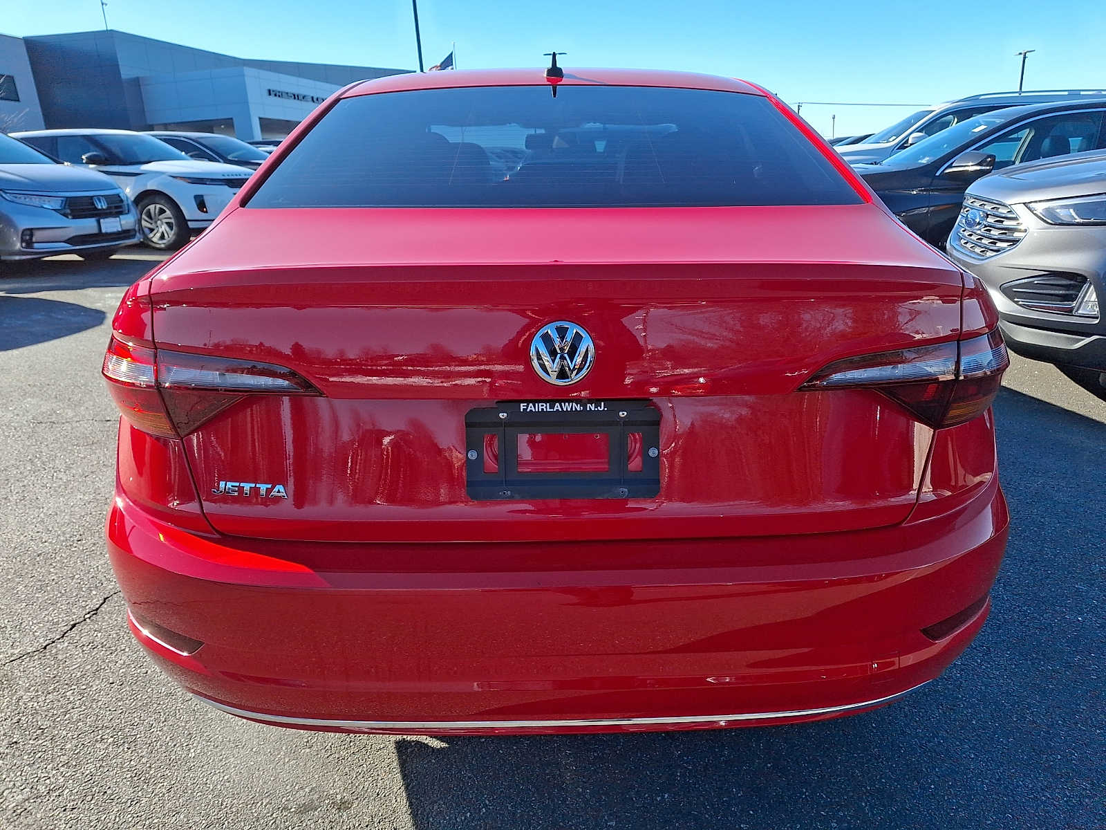 Thumbnail: 2019 Volkswagen Jetta - 4