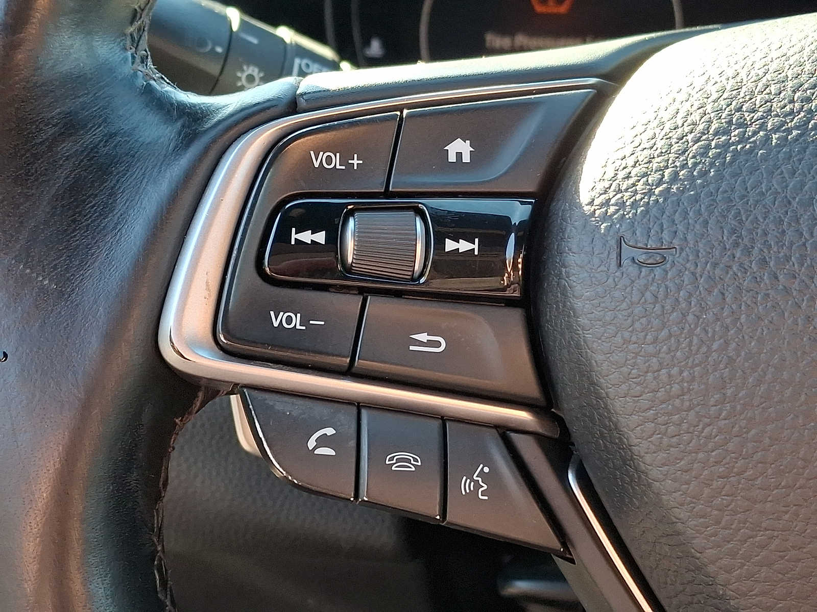 Thumbnail: 2019 Honda Accord - 18