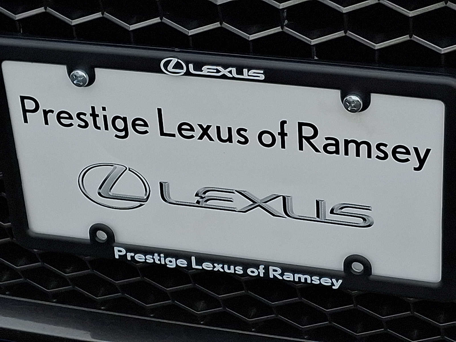 Thumbnail: 2022 Volvo XC60 - 30