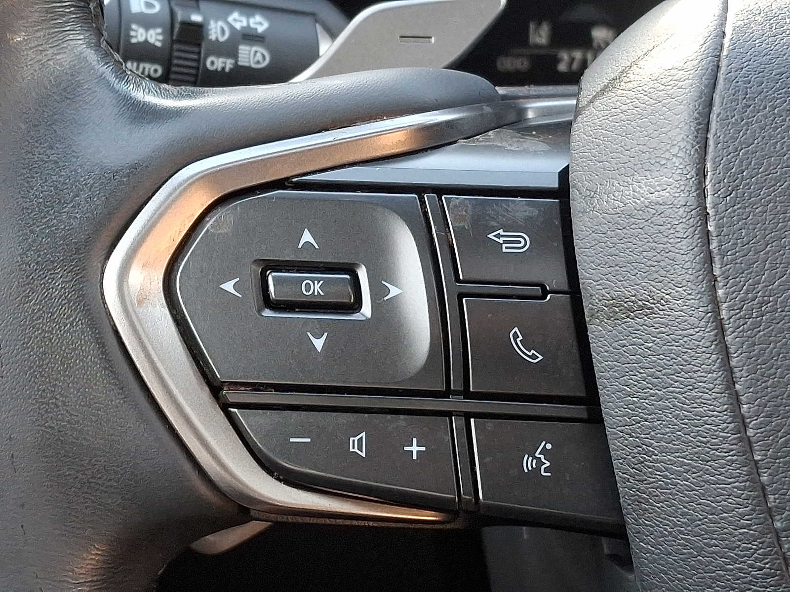 Thumbnail: 2024 Lexus RX - 18