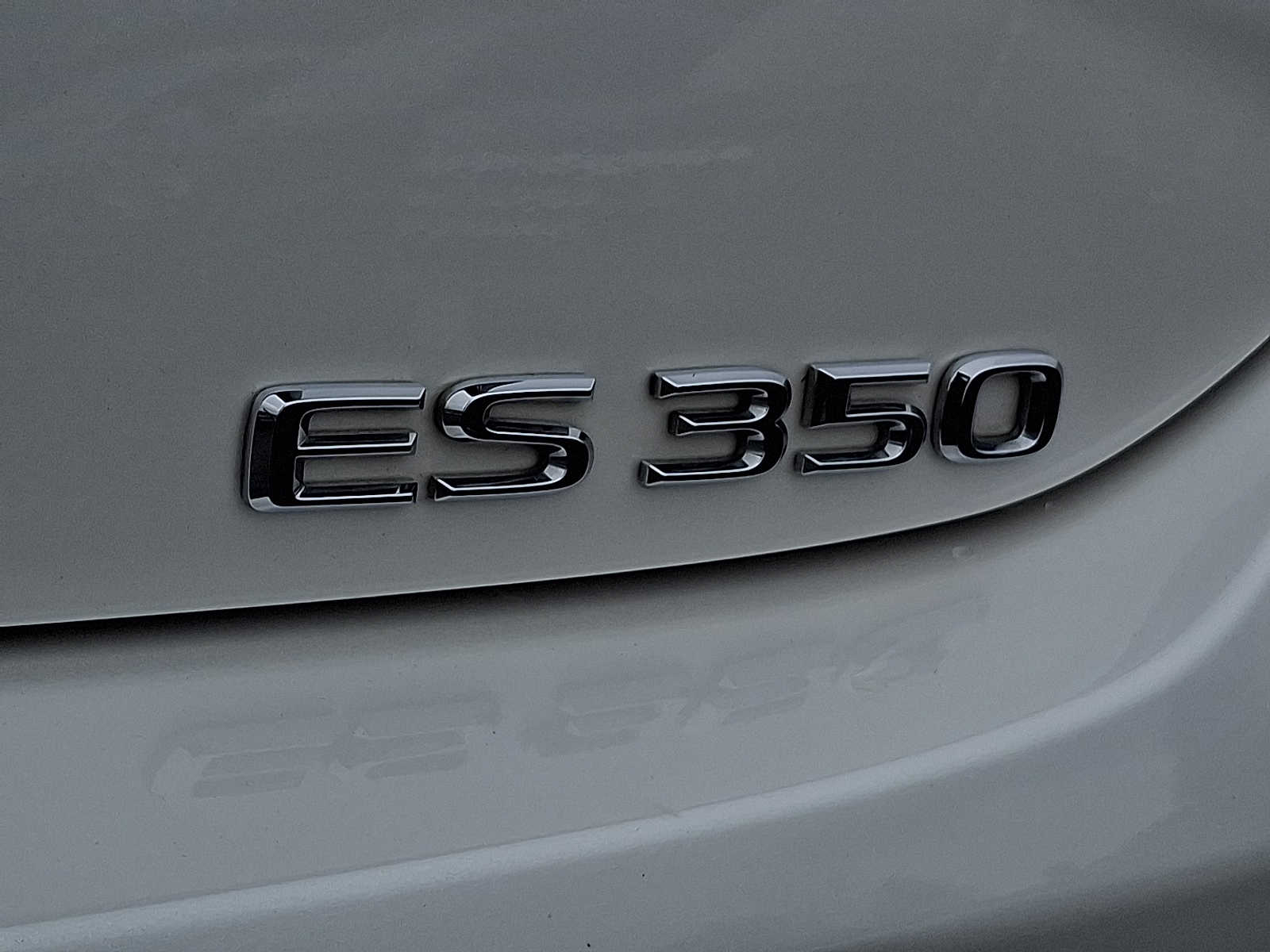 Thumbnail: 2019 Lexus ES - 28