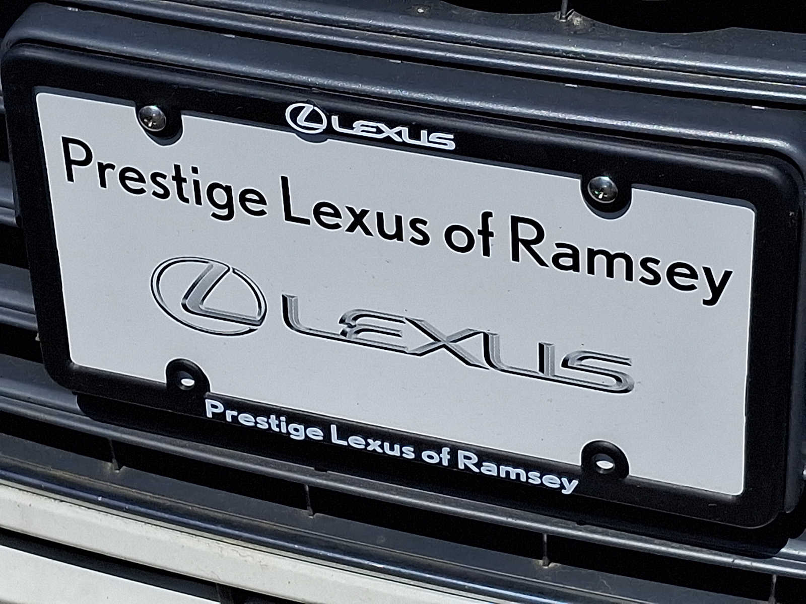 Thumbnail: 2023 Lexus GX - 30