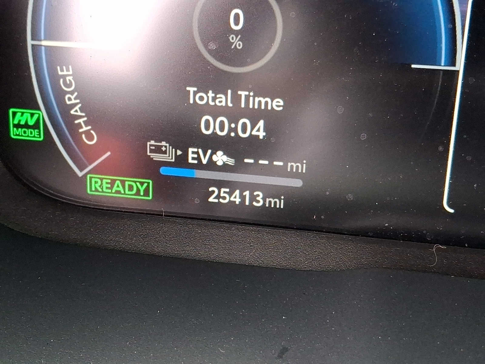 Thumbnail: 2023 Toyota RAV4 - 18