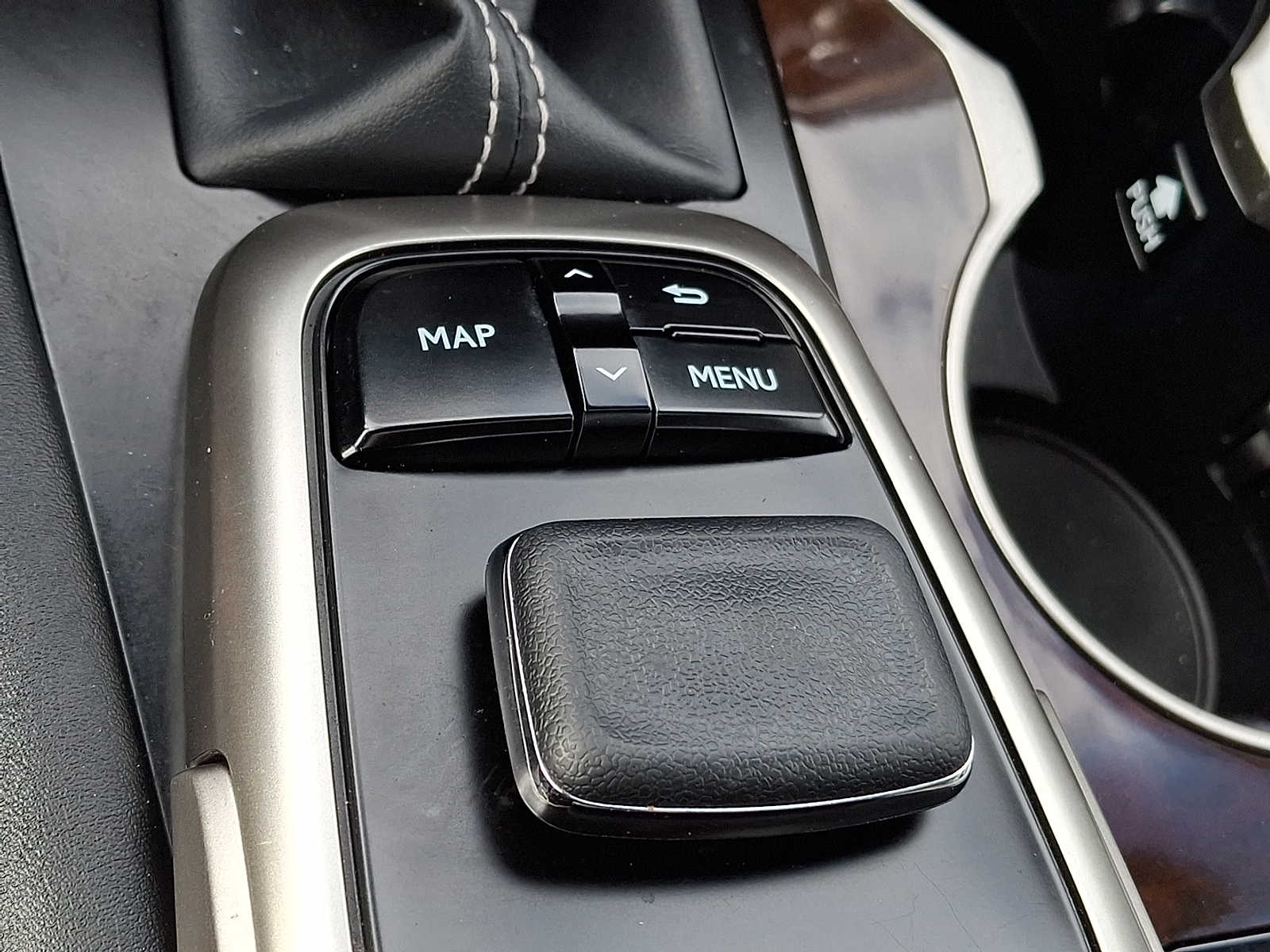 Thumbnail: 2019 Lexus RX - 22