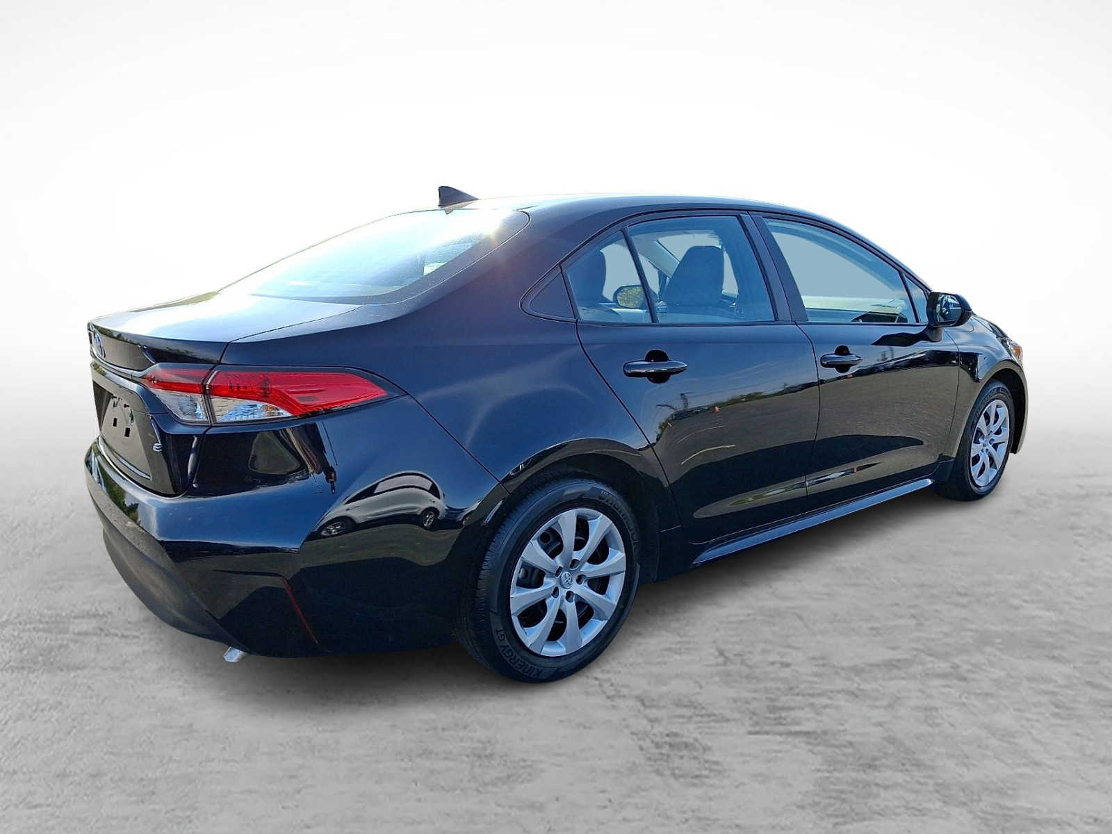 Thumbnail: 2024 Toyota Corolla - 5