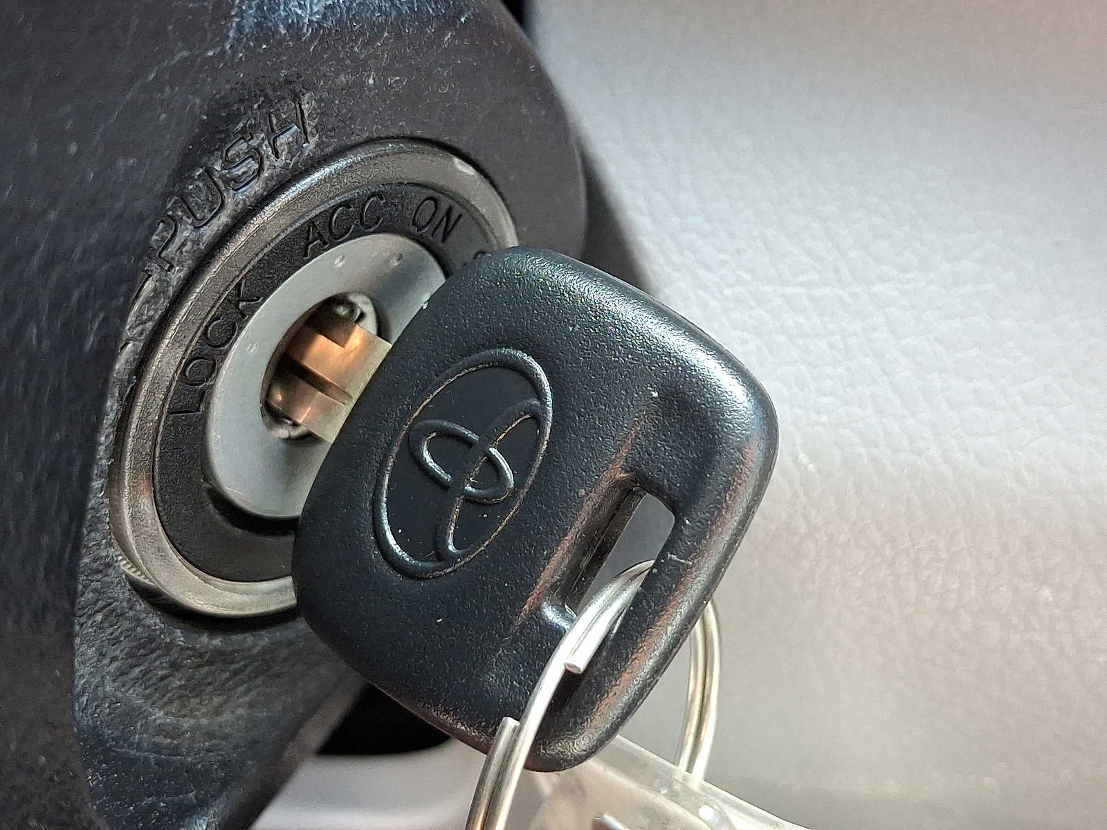 Thumbnail: 2008 Toyota Highlander - 19