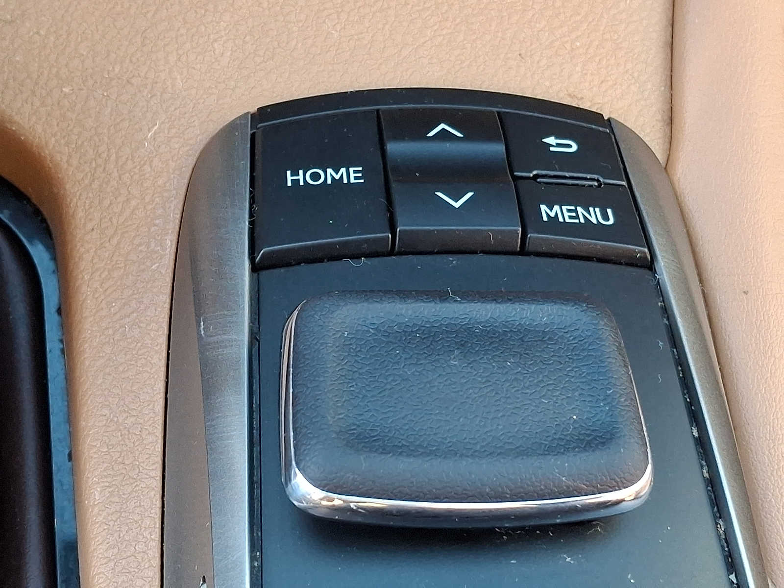 Thumbnail: 2018 Lexus ES - 19