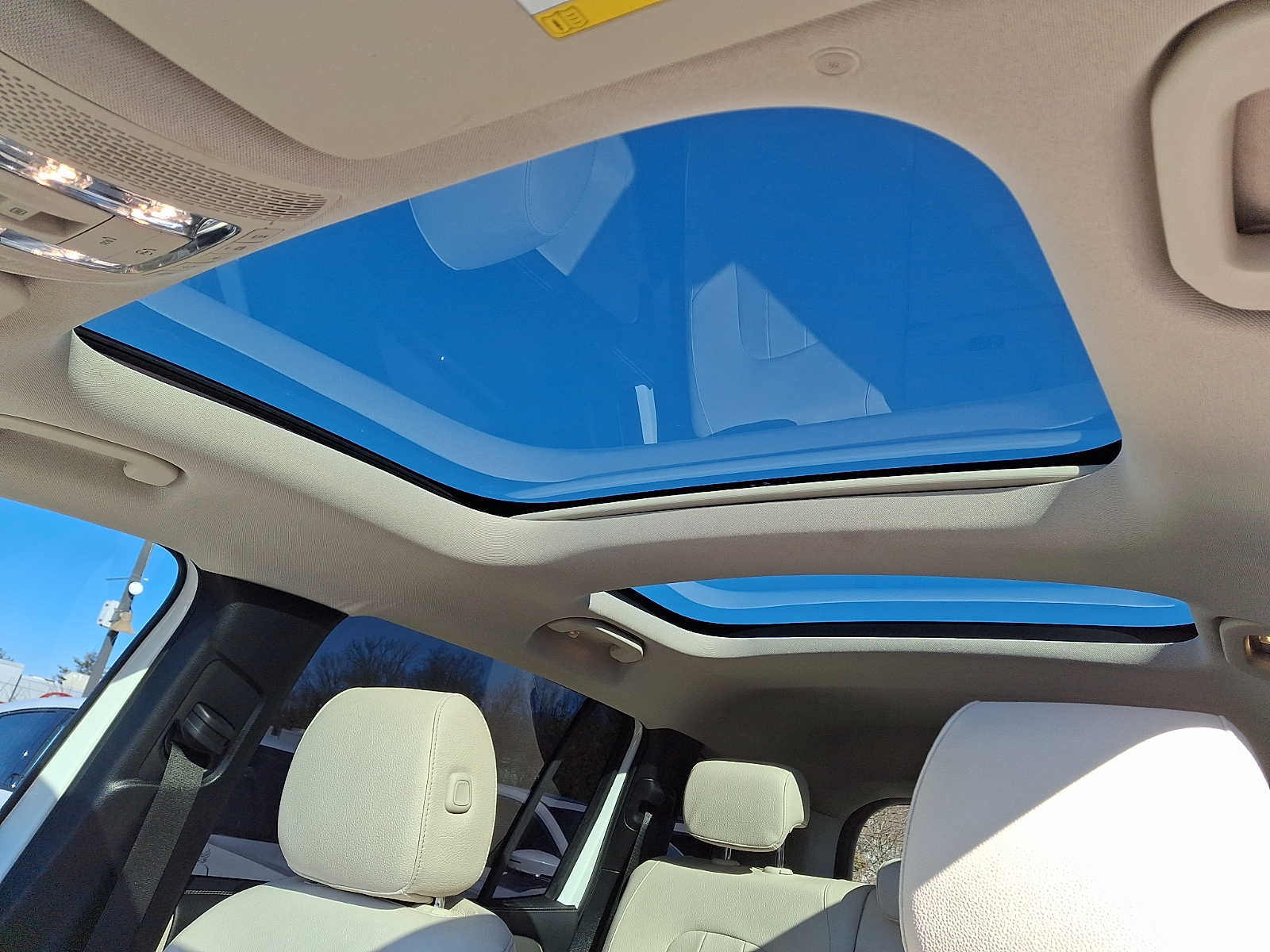 Thumbnail: 2022 Mercedes-Benz GLB - 11