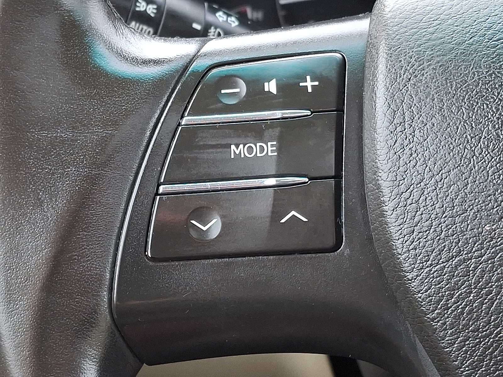 Thumbnail: 2010 Lexus RX - 18