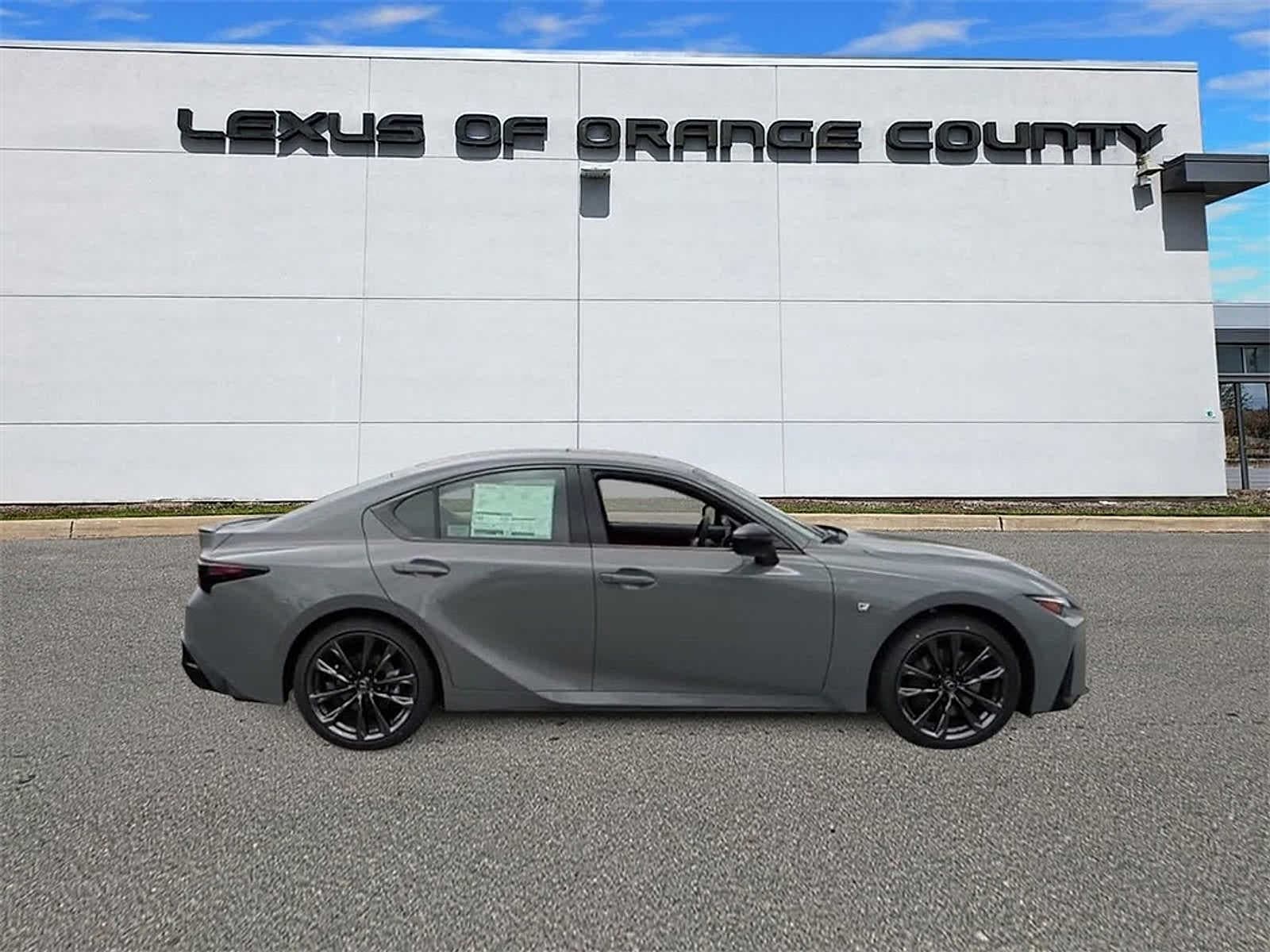 2025 Lexus IS 350 9