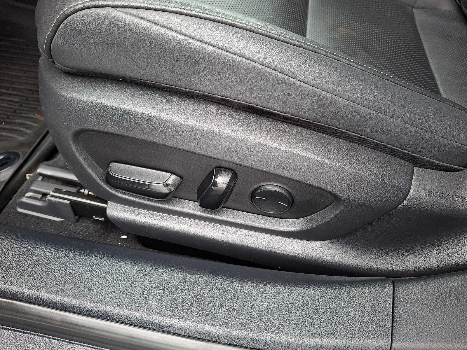 Thumbnail: 2020 Lexus ES - 9