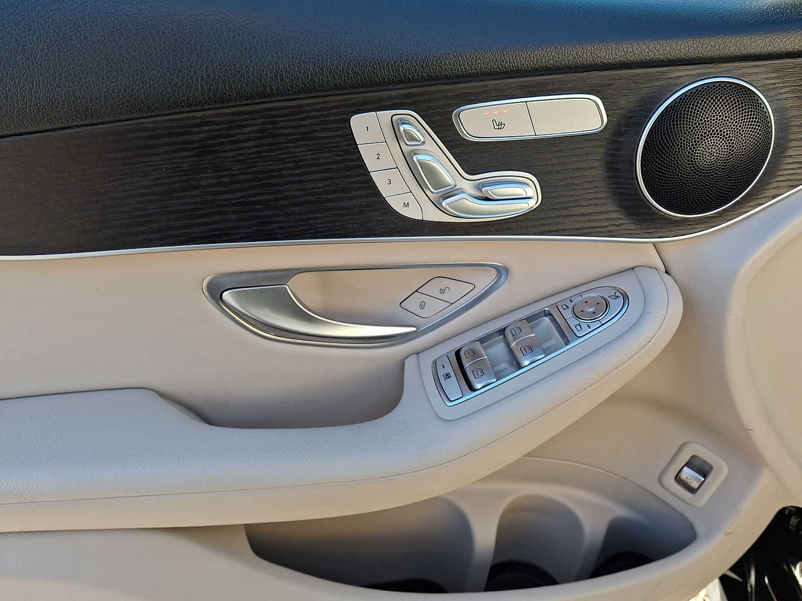 Thumbnail: 2021 Mercedes-Benz GLC - 8