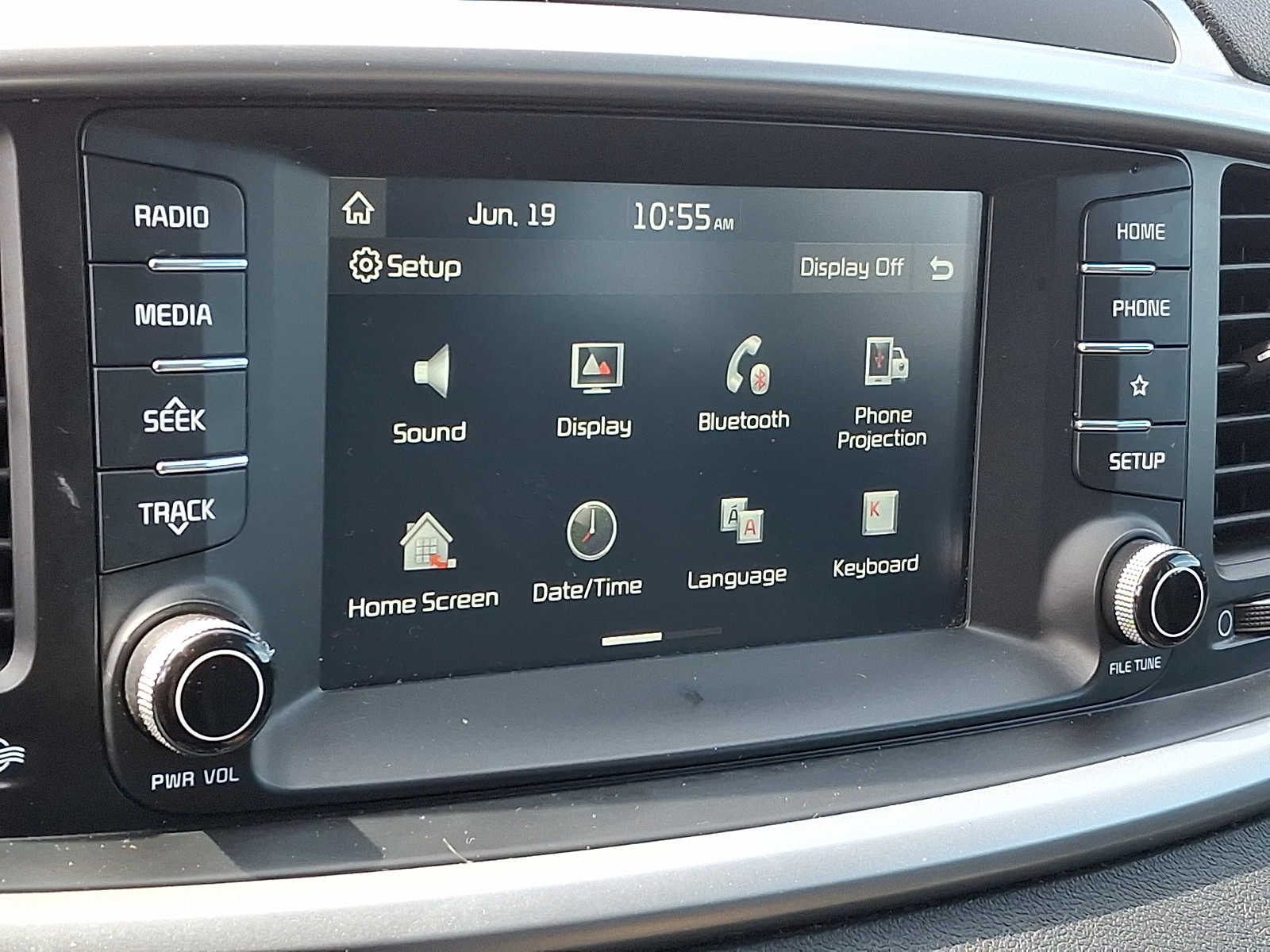 Thumbnail: 2019 Kia Sorento - 16