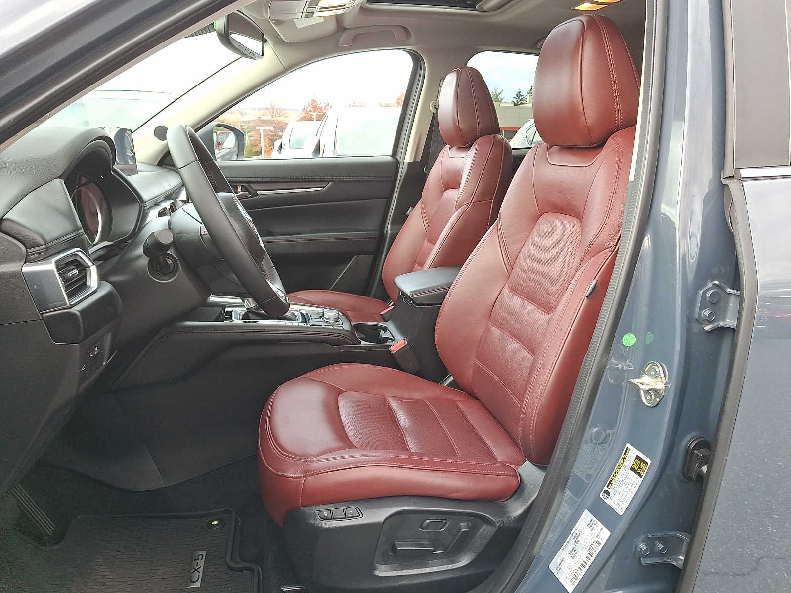 Thumbnail: 2023 Mazda CX-5 - 10