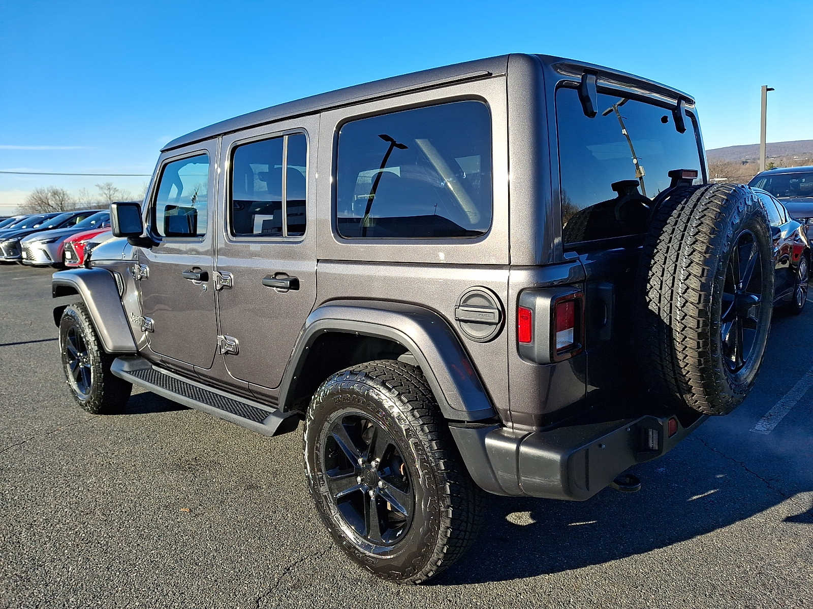 Thumbnail: 2021 Jeep Wrangler - 5