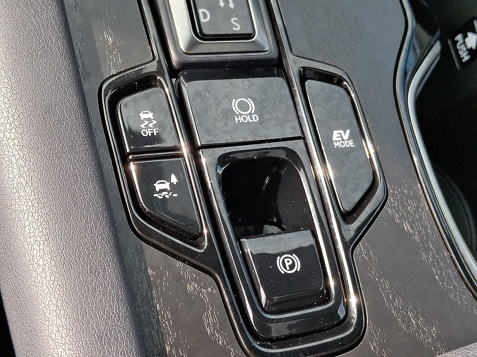 Thumbnail: 2023 Lexus RX - 19