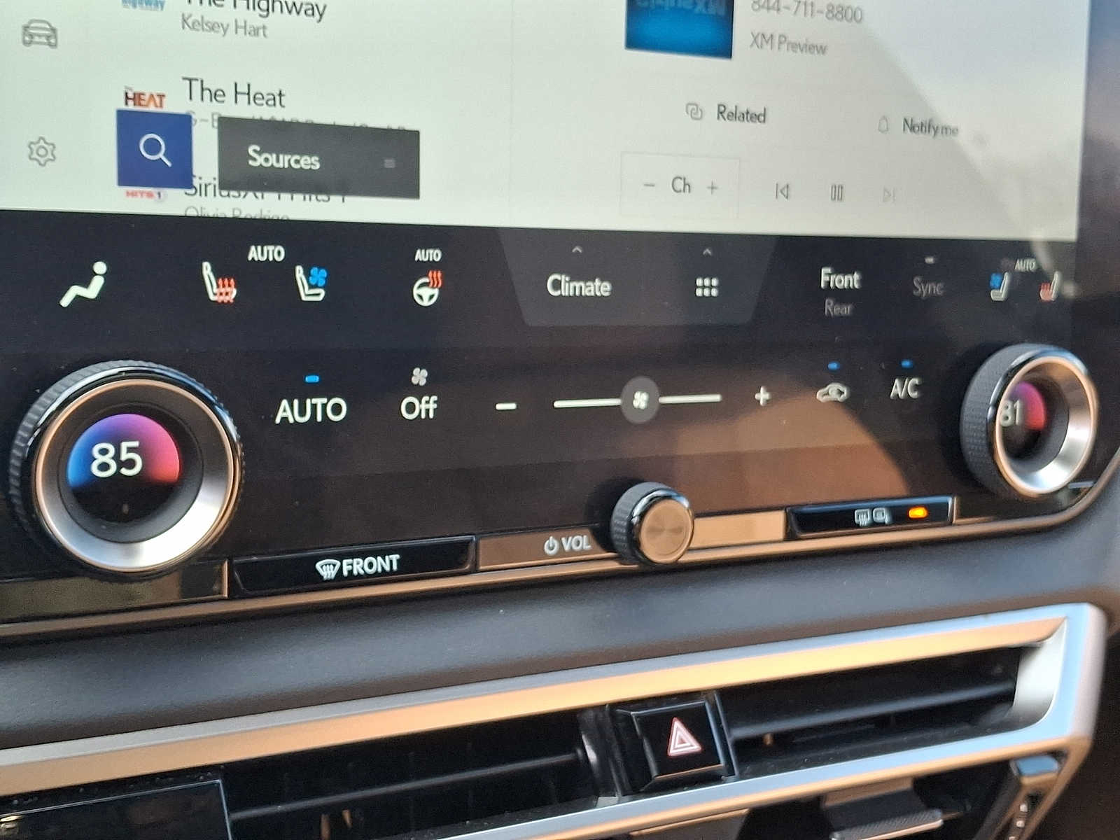 Thumbnail: 2024 Lexus RX - 15