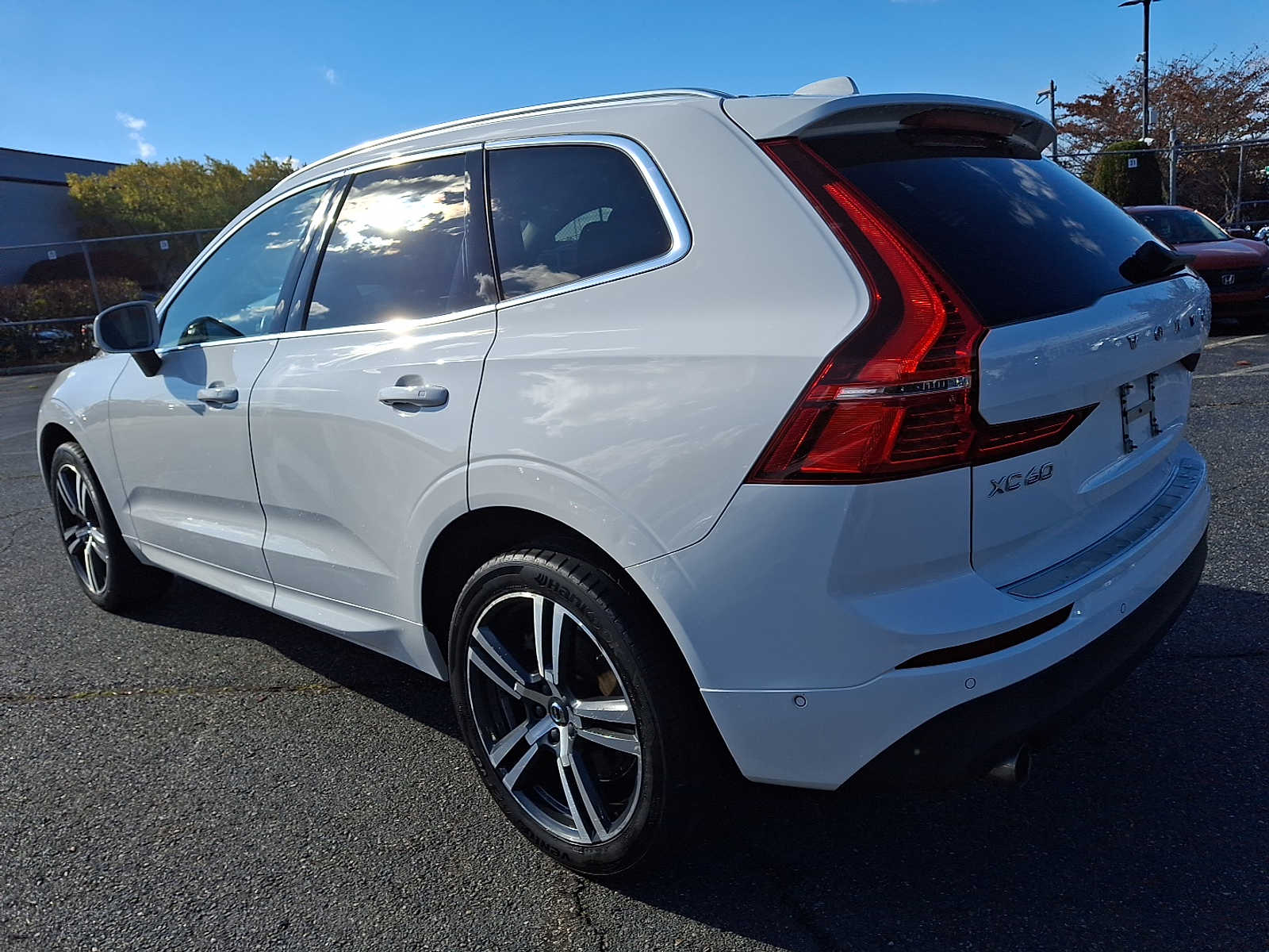 Thumbnail: 2019 Volvo XC60 - 6