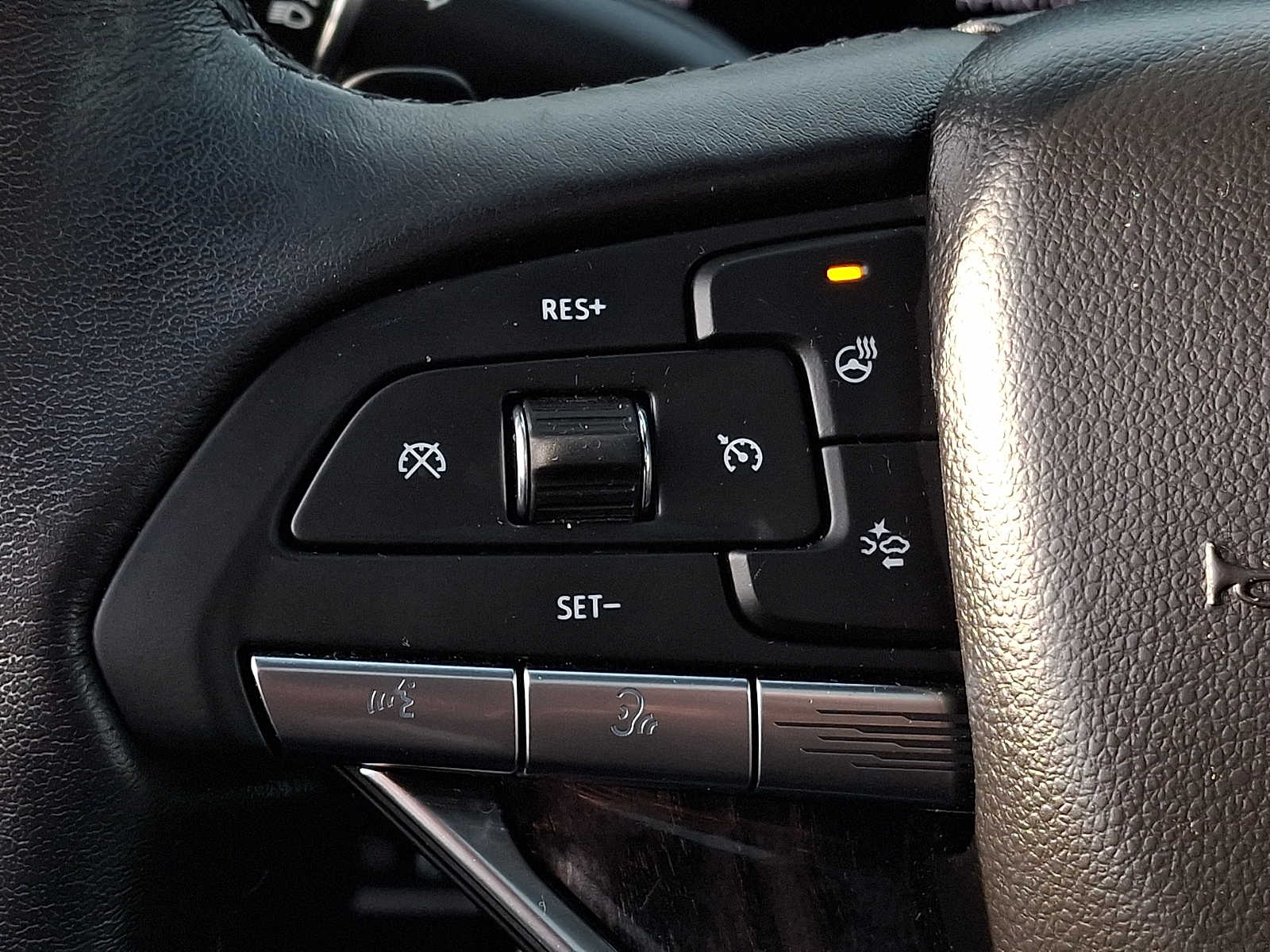 Thumbnail: 2022 Cadillac Escalade - 16