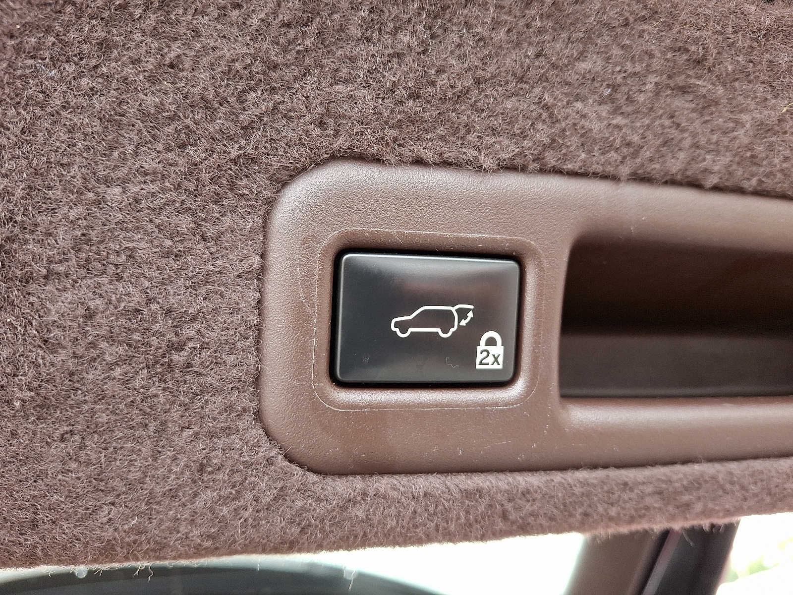 Thumbnail: 2019 Lexus RX - 28