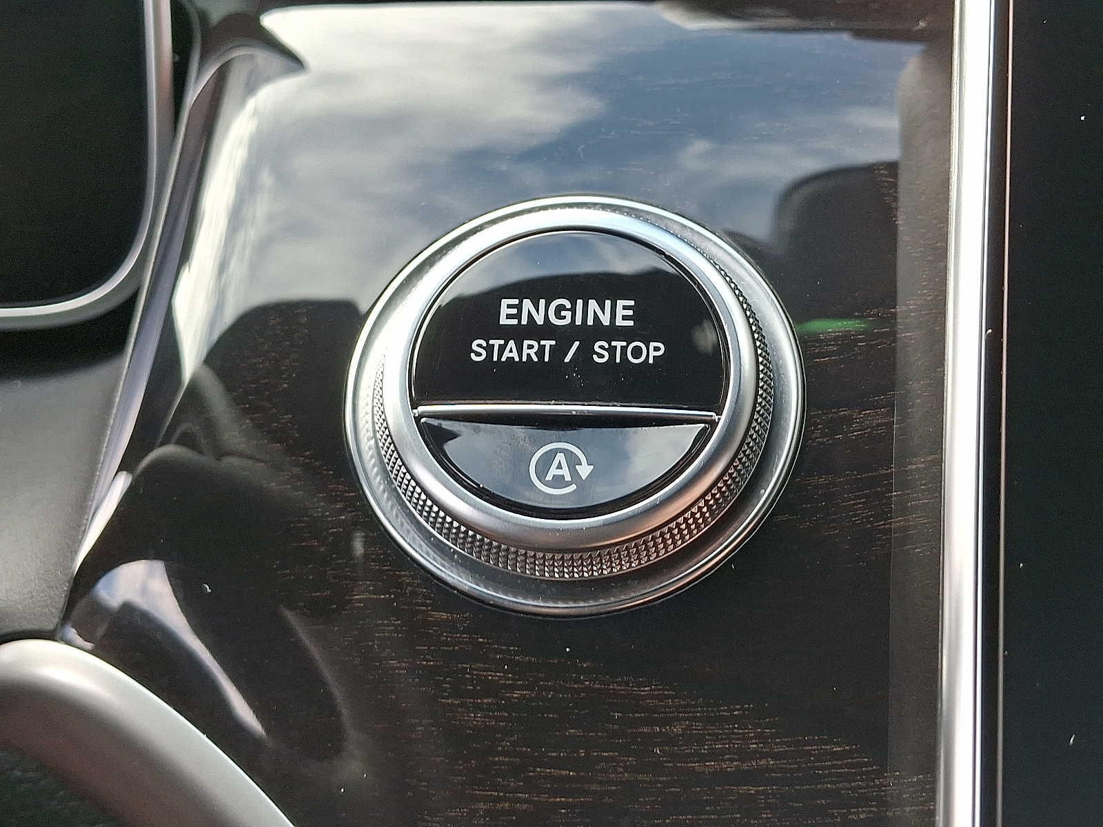 Thumbnail: 2023 Mercedes-Benz GLC - 19