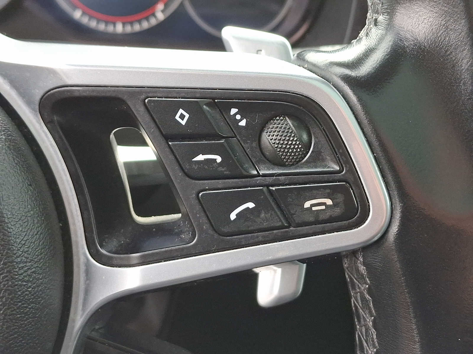 Thumbnail: 2020 Porsche Cayenne - 19