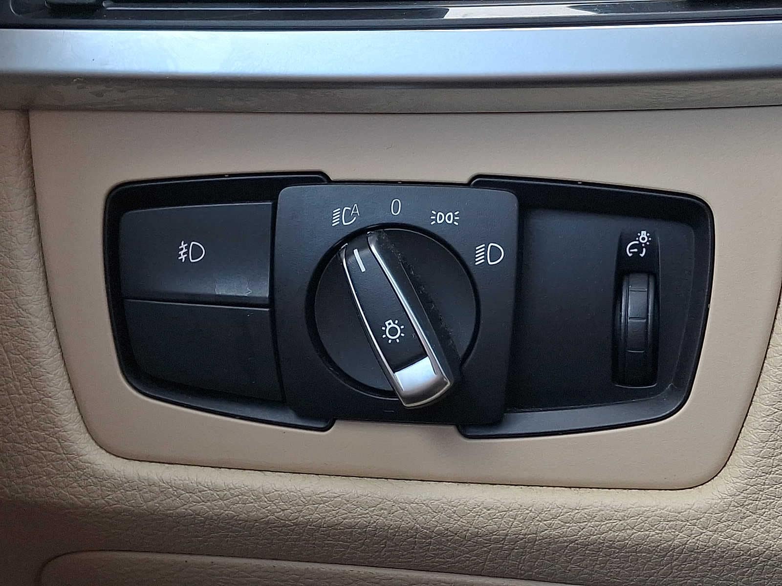 Thumbnail: 2014 BMW 3 Series - 23