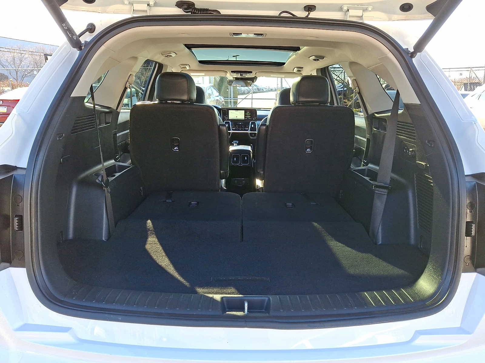 Thumbnail: 2021 Kia Sorento - 27