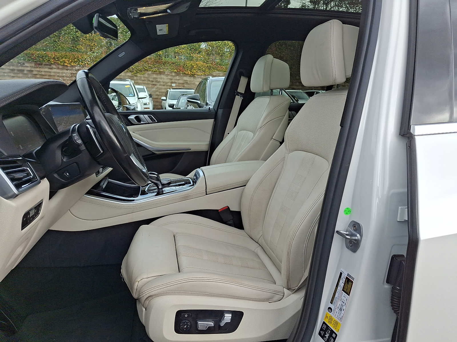 Thumbnail: 2019 BMW X5 - 9