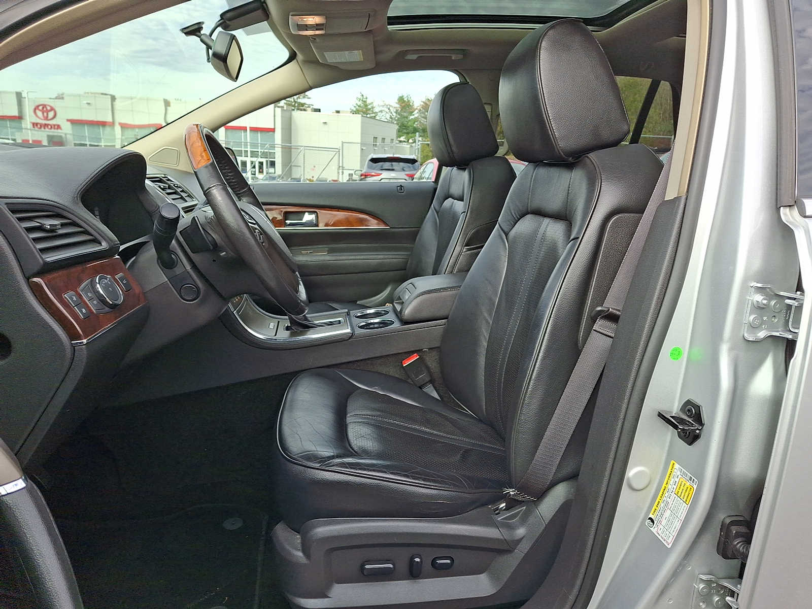 Thumbnail: 2015 Lincoln MKX - 11