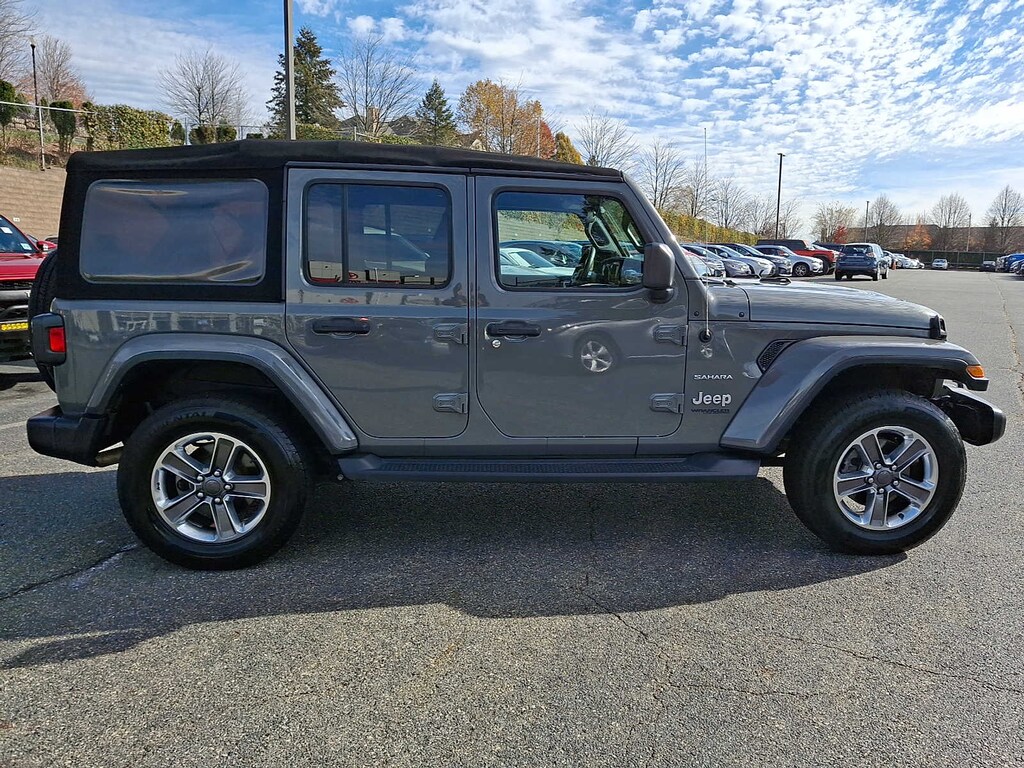 Used 2018 Jeep Wrangler Unlimited Sahara 4x4 SUV