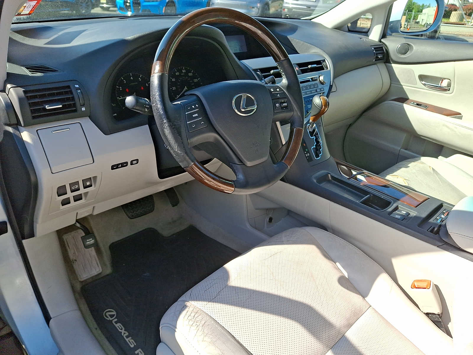 Thumbnail: 2012 Lexus RX - 10