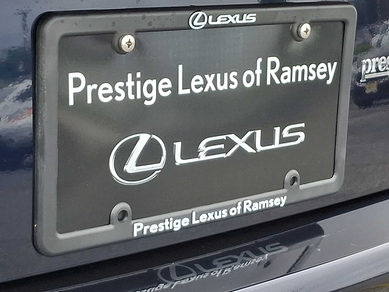 Thumbnail: 2022 Lexus ES - 30