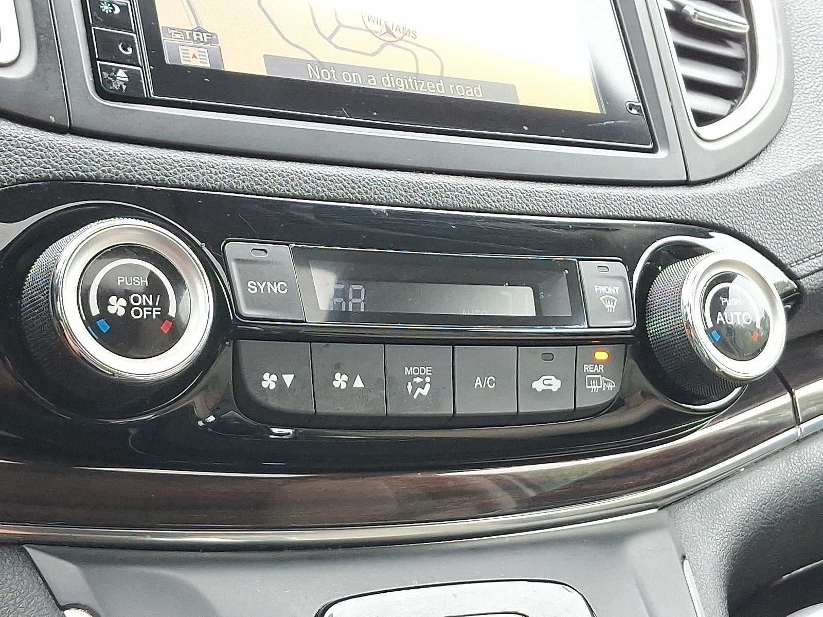 Thumbnail: 2015 Honda CR-V - 14
