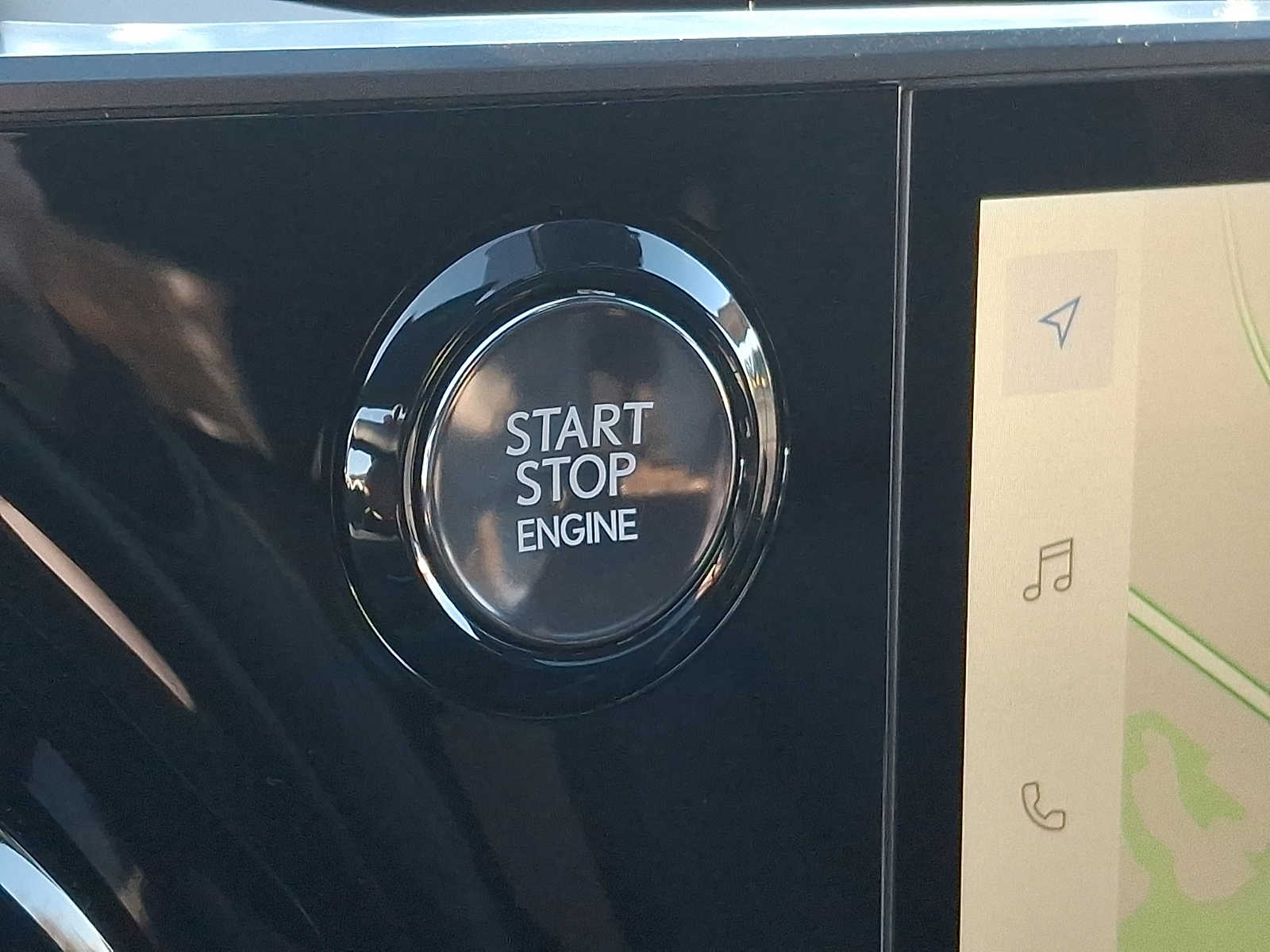 Thumbnail: 2025 Lexus RX - 21