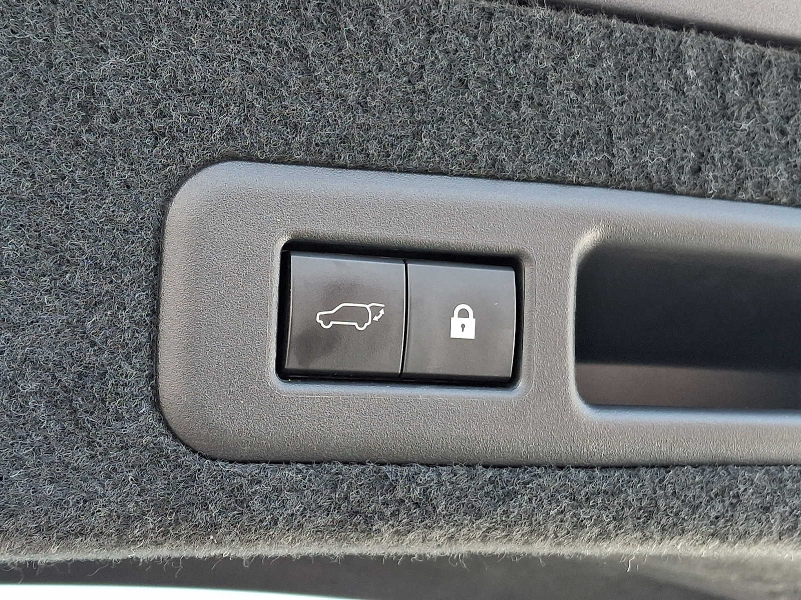 Thumbnail: 2021 Lexus RX - 28