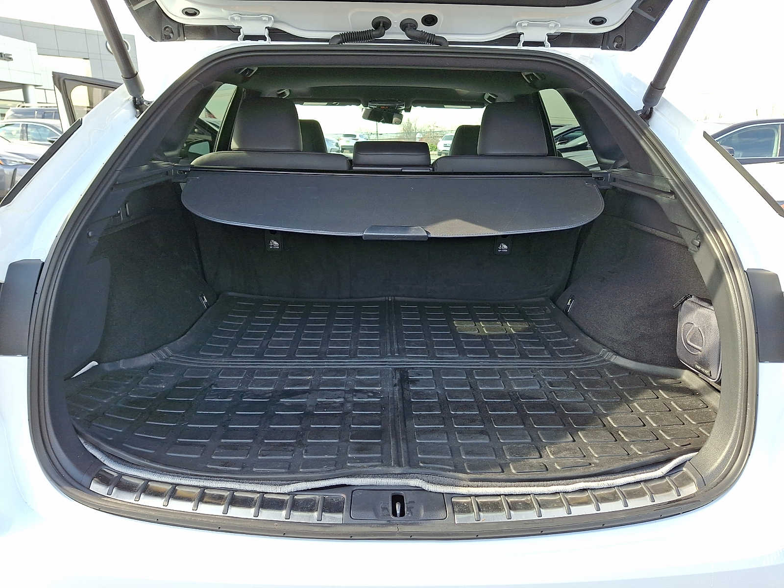 Thumbnail: 2024 Lexus RX - 26