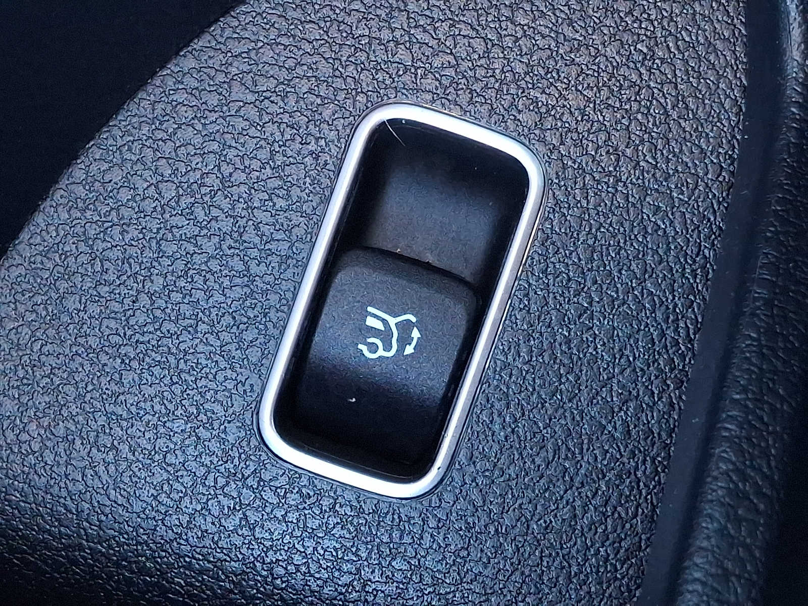 Thumbnail: 2025 Mercedes-Benz GLS - 24